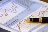 上市券商8月净利环比下滑逾七成 龙头公司抗风险能力突出